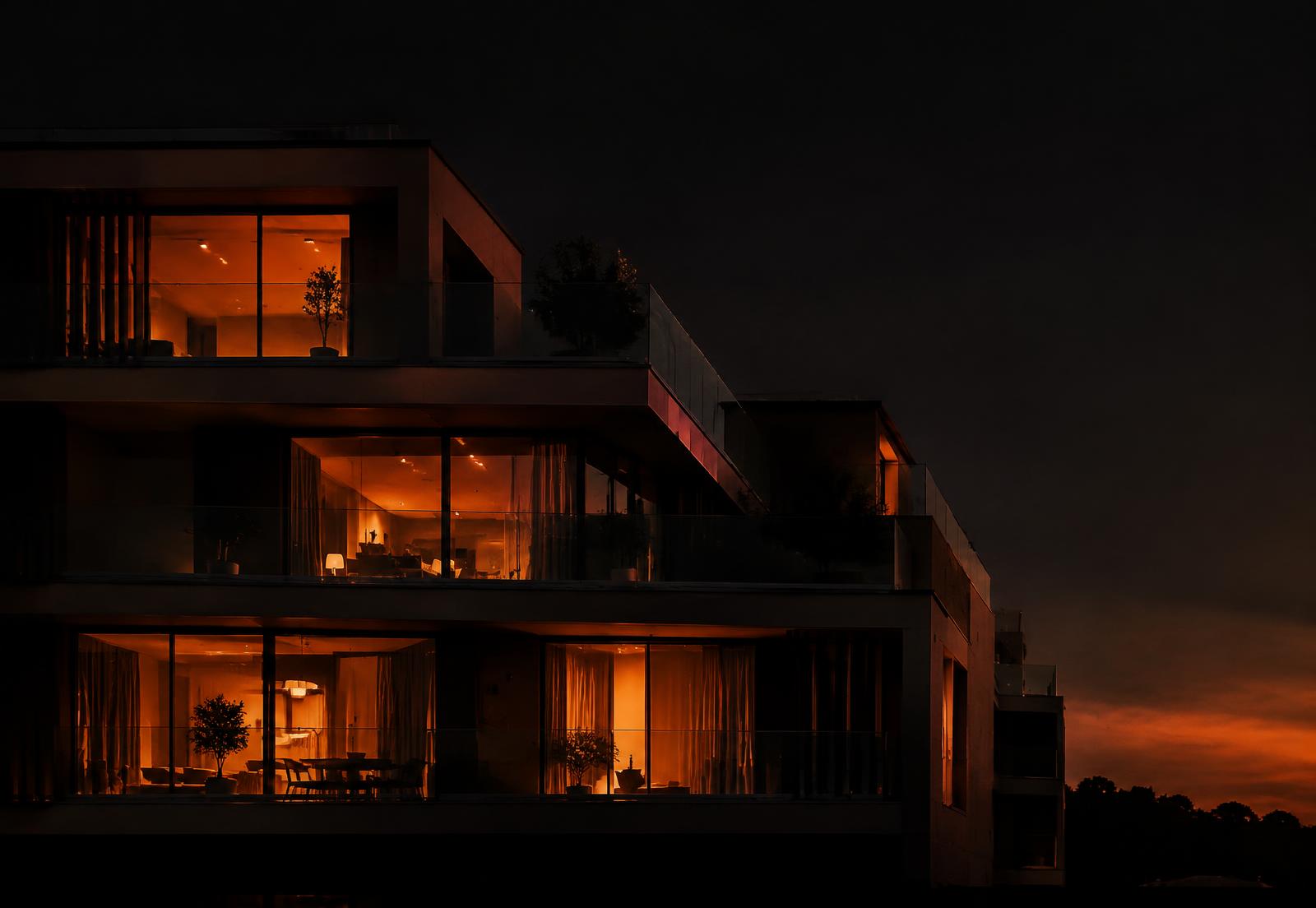Edificio residencial de lujo al anochecer